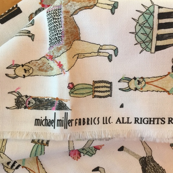 Lama / Alpaca Print Duck Cloth Fabric - Picture 9 of 9